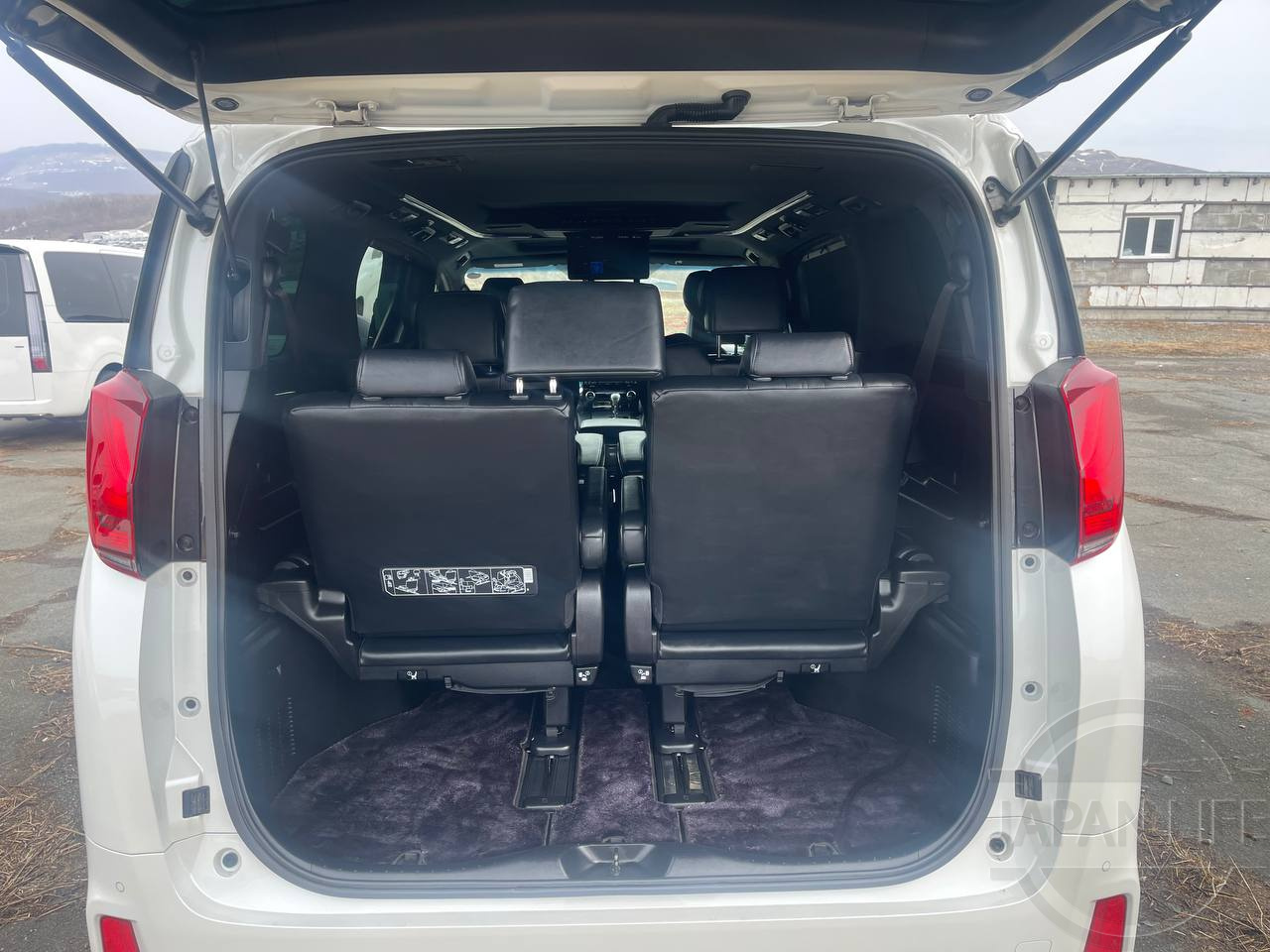 Фото Toyota Alphard - Japan Life 