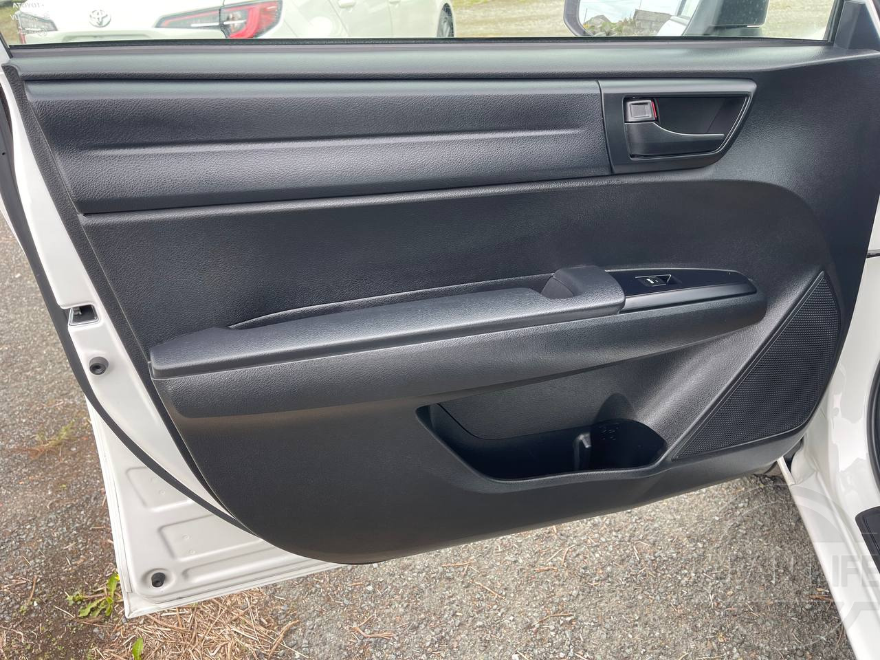 Фото Toyota Corolla Fielder - Japan Life 