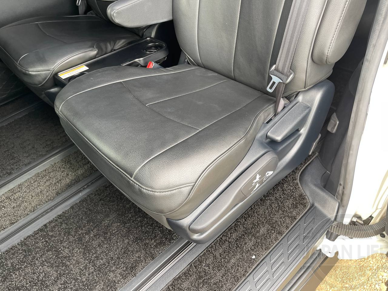 Фото Toyota Noah - Japan Life 