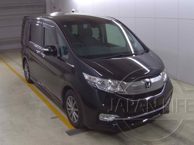 Фото Honda Stepwgn - Japan Life 