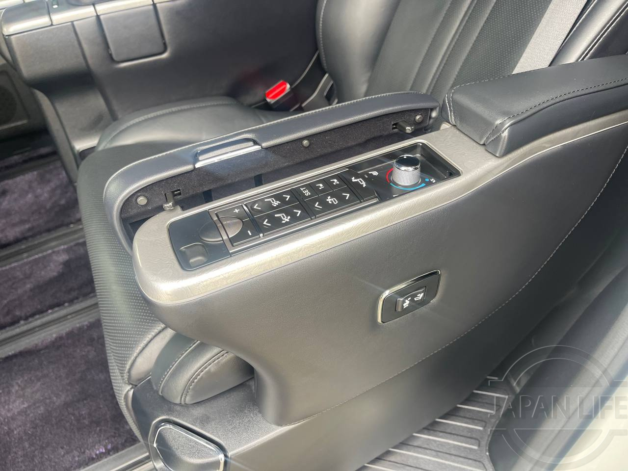 Фото Toyota Alphard - Japan Life 