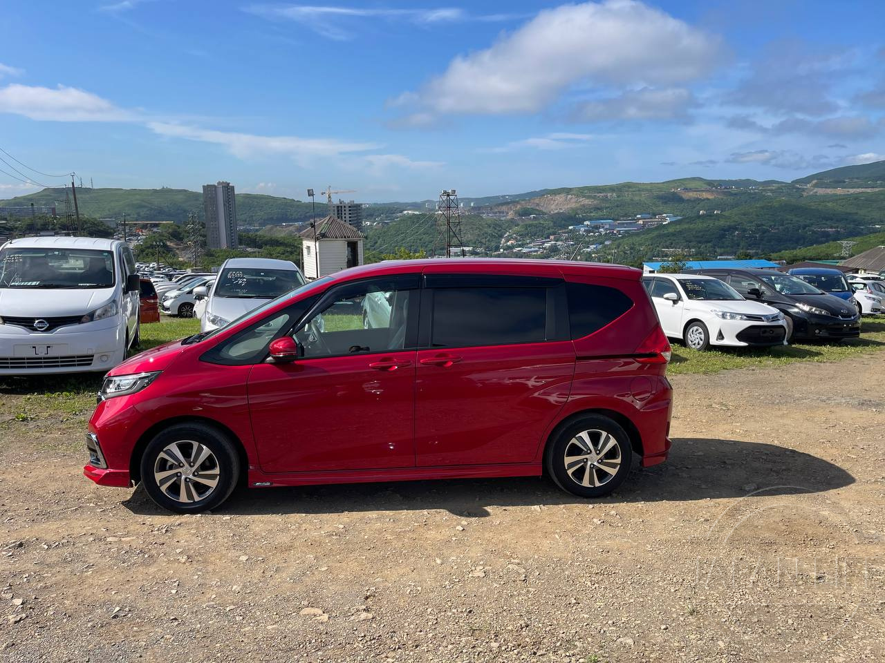 Фото Honda Freed - Japan Life 
