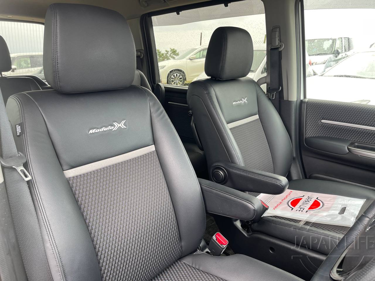 Фото Honda Stepwgn - Japan Life 