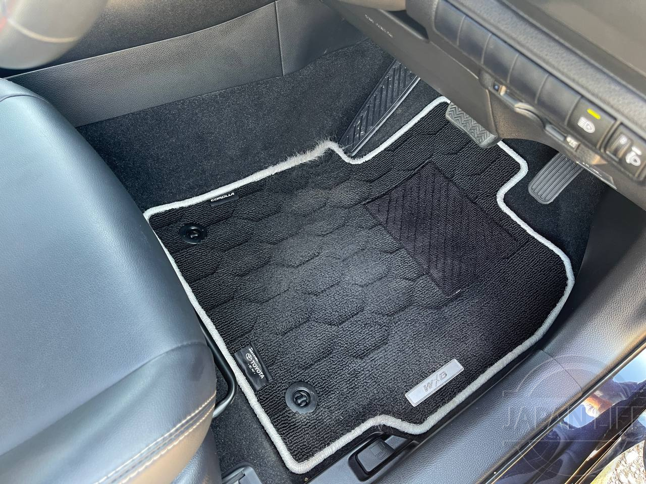 Фото Toyota Corolla - Japan Life 