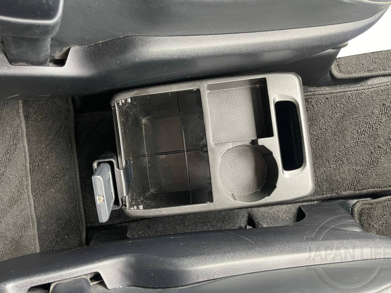 Фото Toyota Noah - Japan Life 