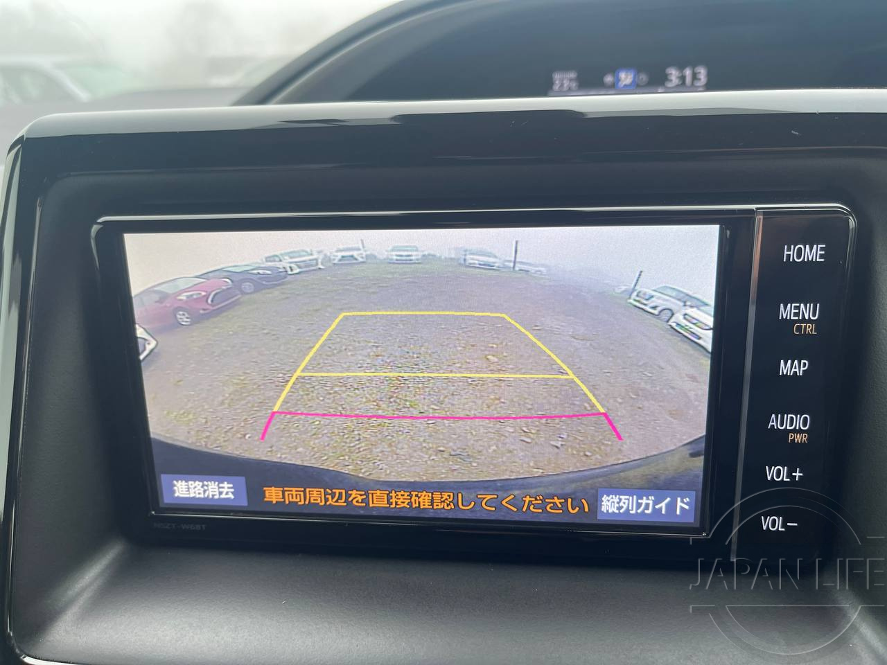 Фото Toyota Voxy - Japan Life 