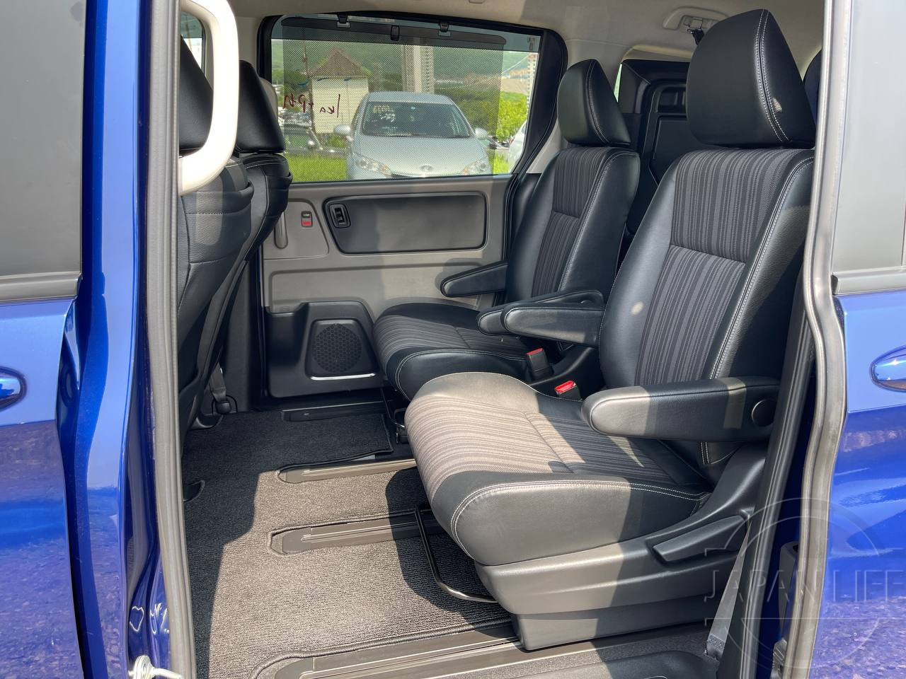 Фото Honda Freed - Japan Life 