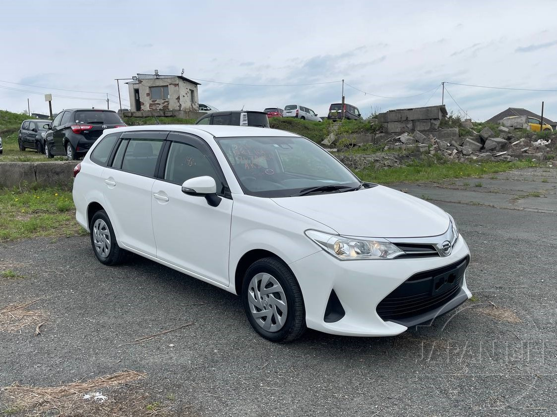 Фото Toyota Corolla Fielder - Japan Life 