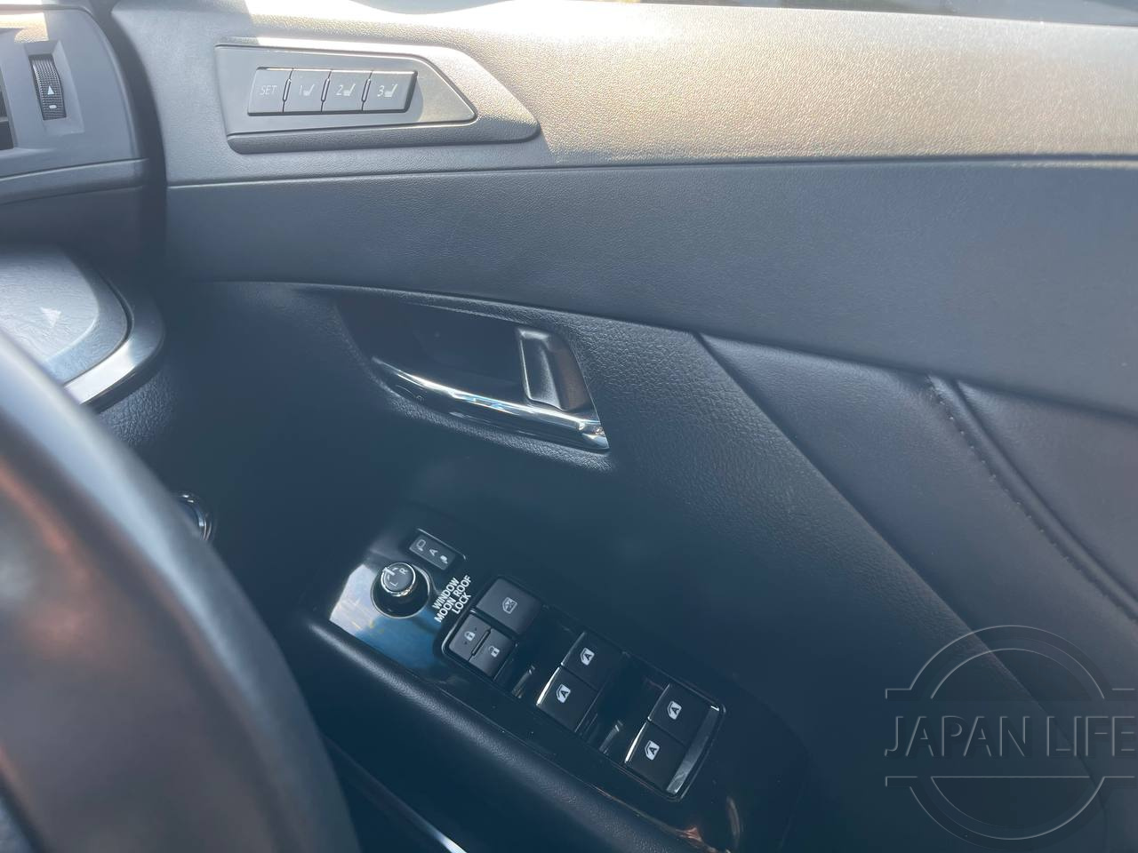 Фото Toyota Alphard - Japan Life 