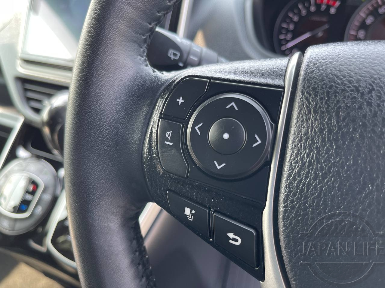 Фото Toyota Esquire - Japan Life 