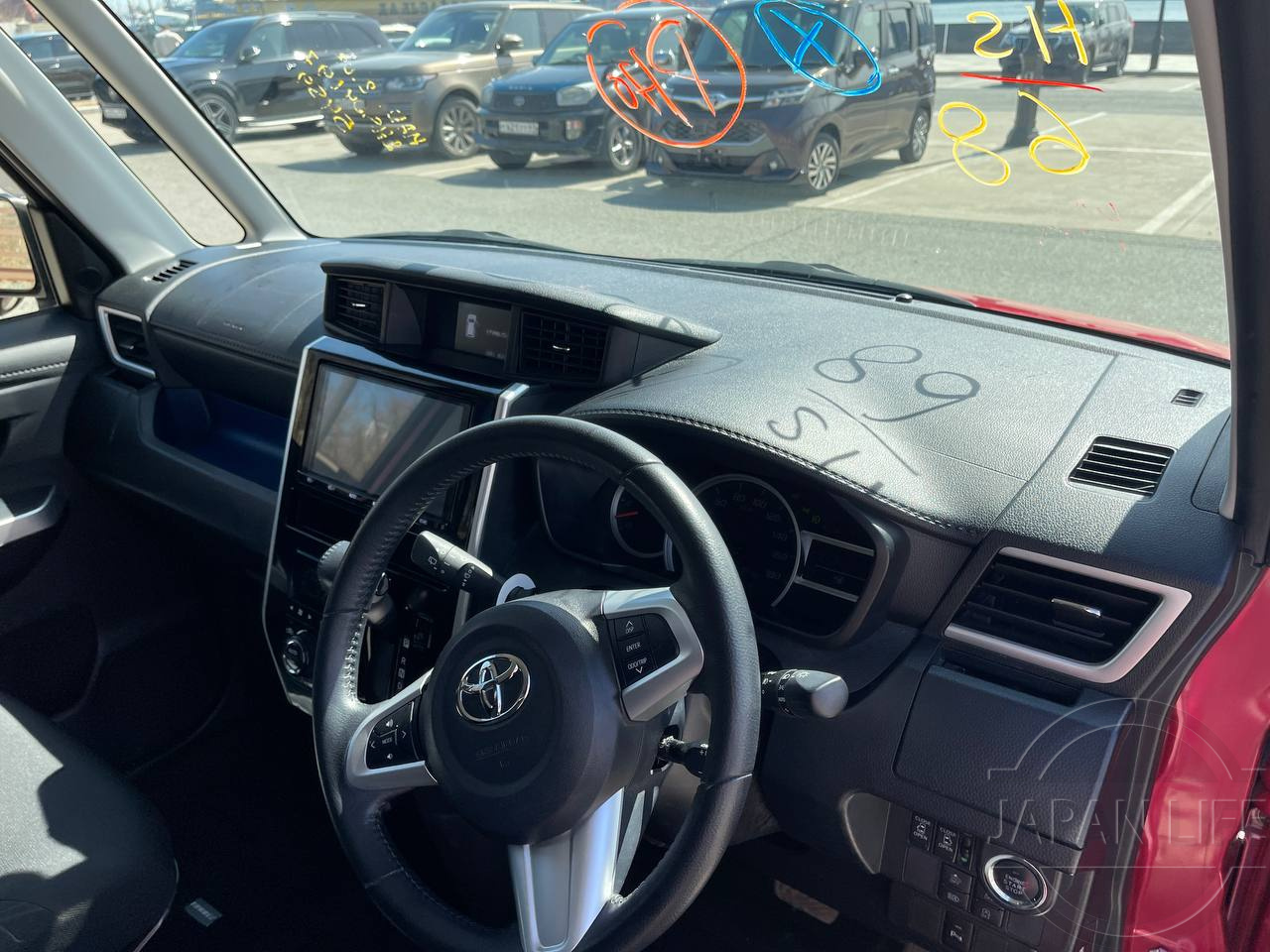 Фото Toyota Roomy - Japan Life 