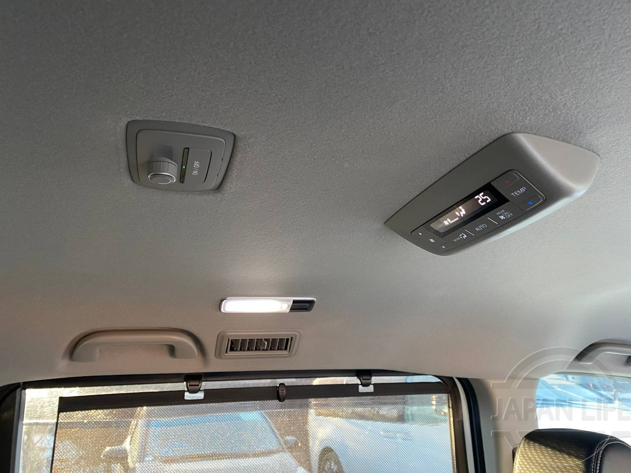 Фото Honda Stepwgn - Japan Life 