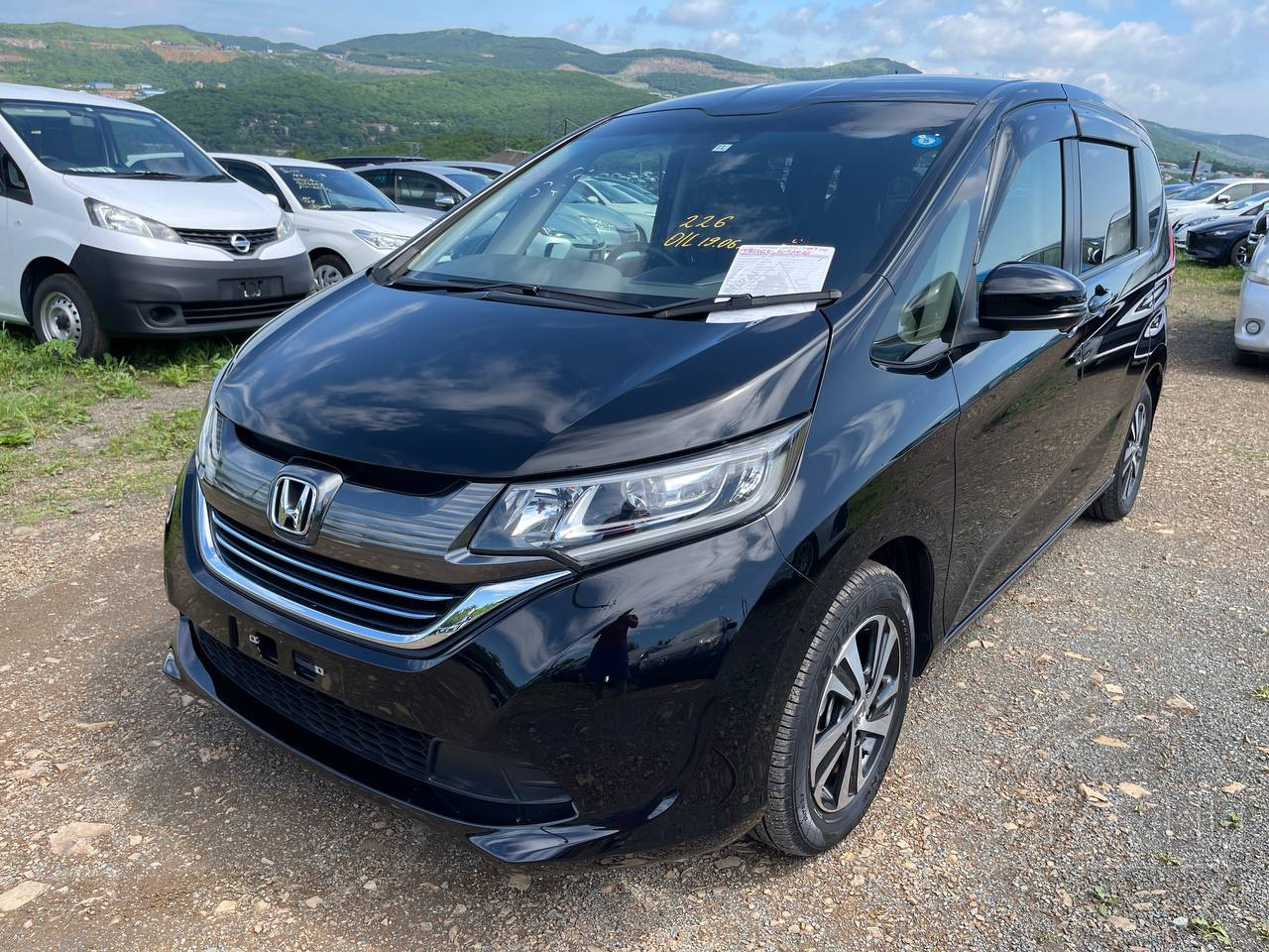 Фото Honda Freed - Japan Life 
