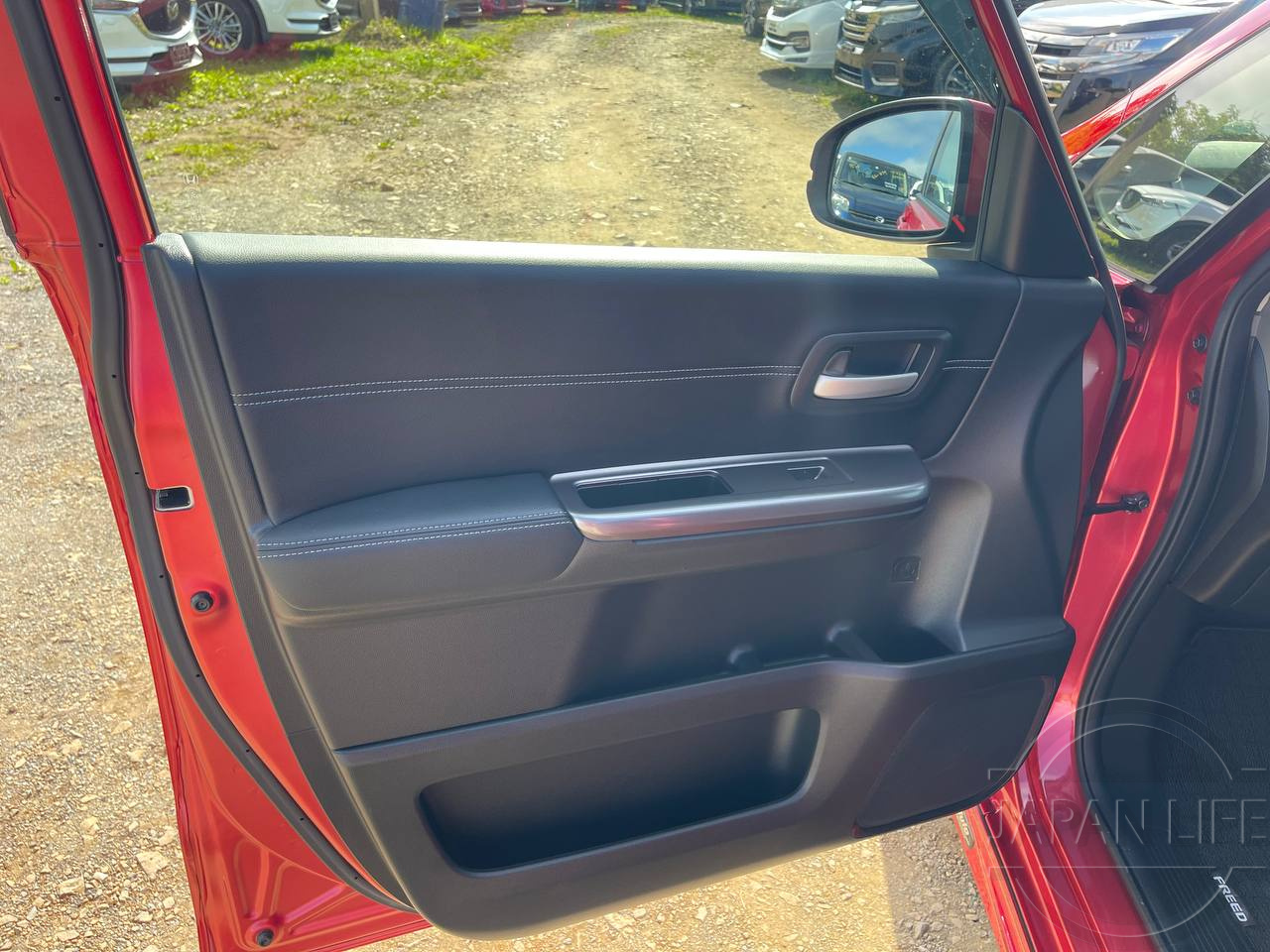 Фото Honda Freed - Japan Life 