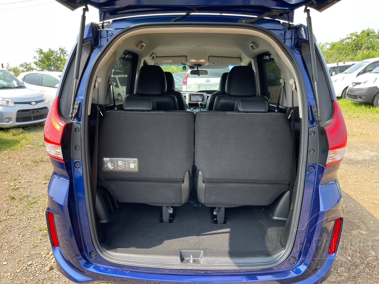 Фото Honda Freed - Japan Life 