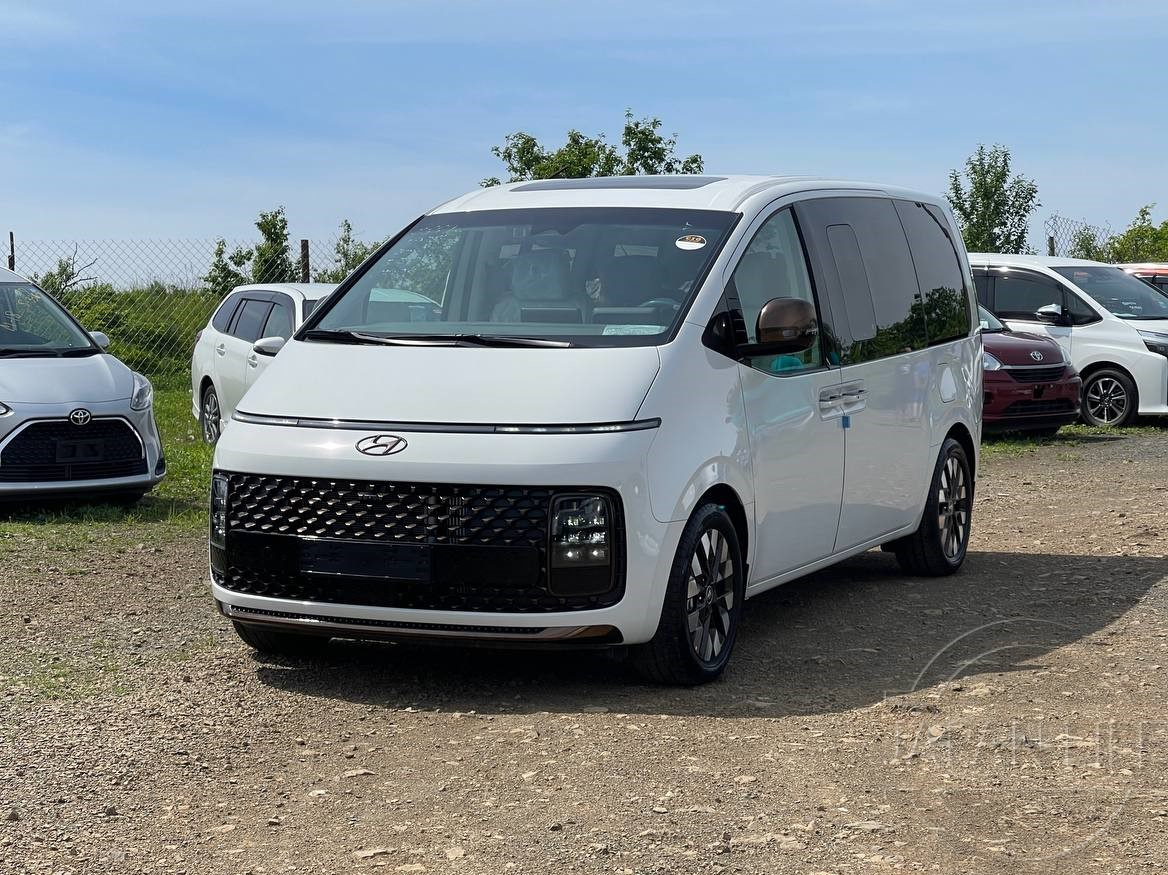 Фото Hyundai Staria - Japan Life 