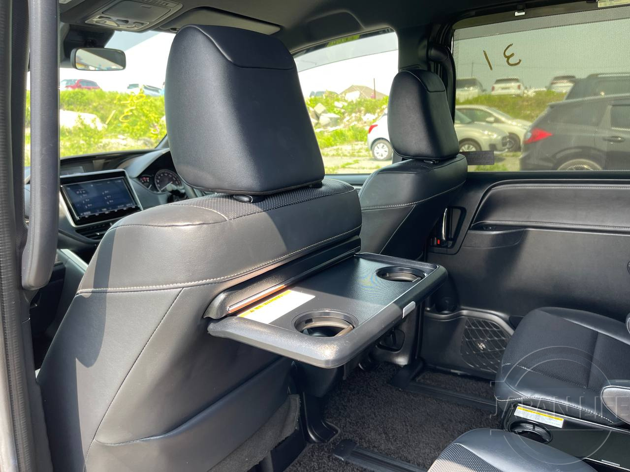 Фото Toyota Esquire - Japan Life 