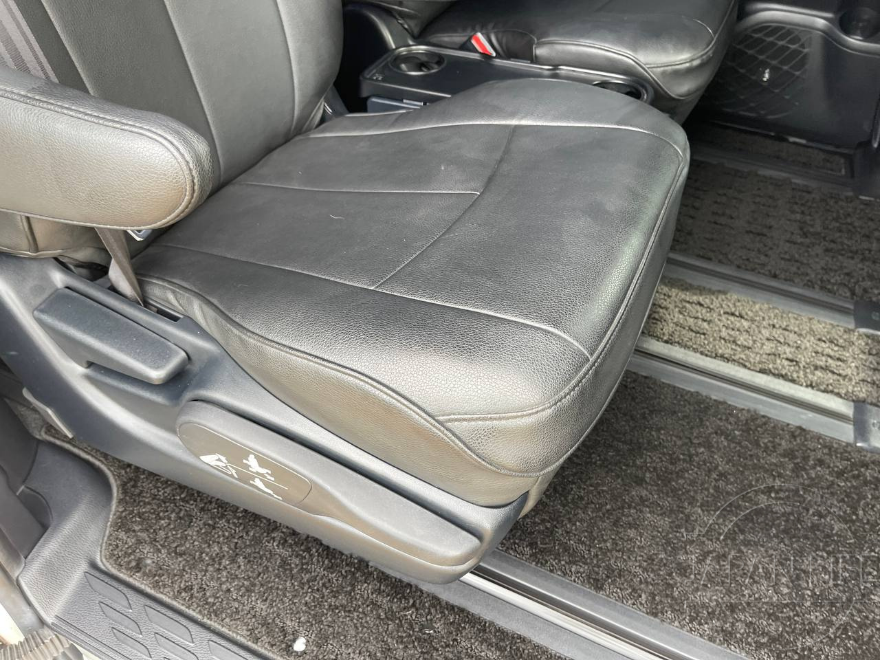 Фото Toyota Noah - Japan Life 