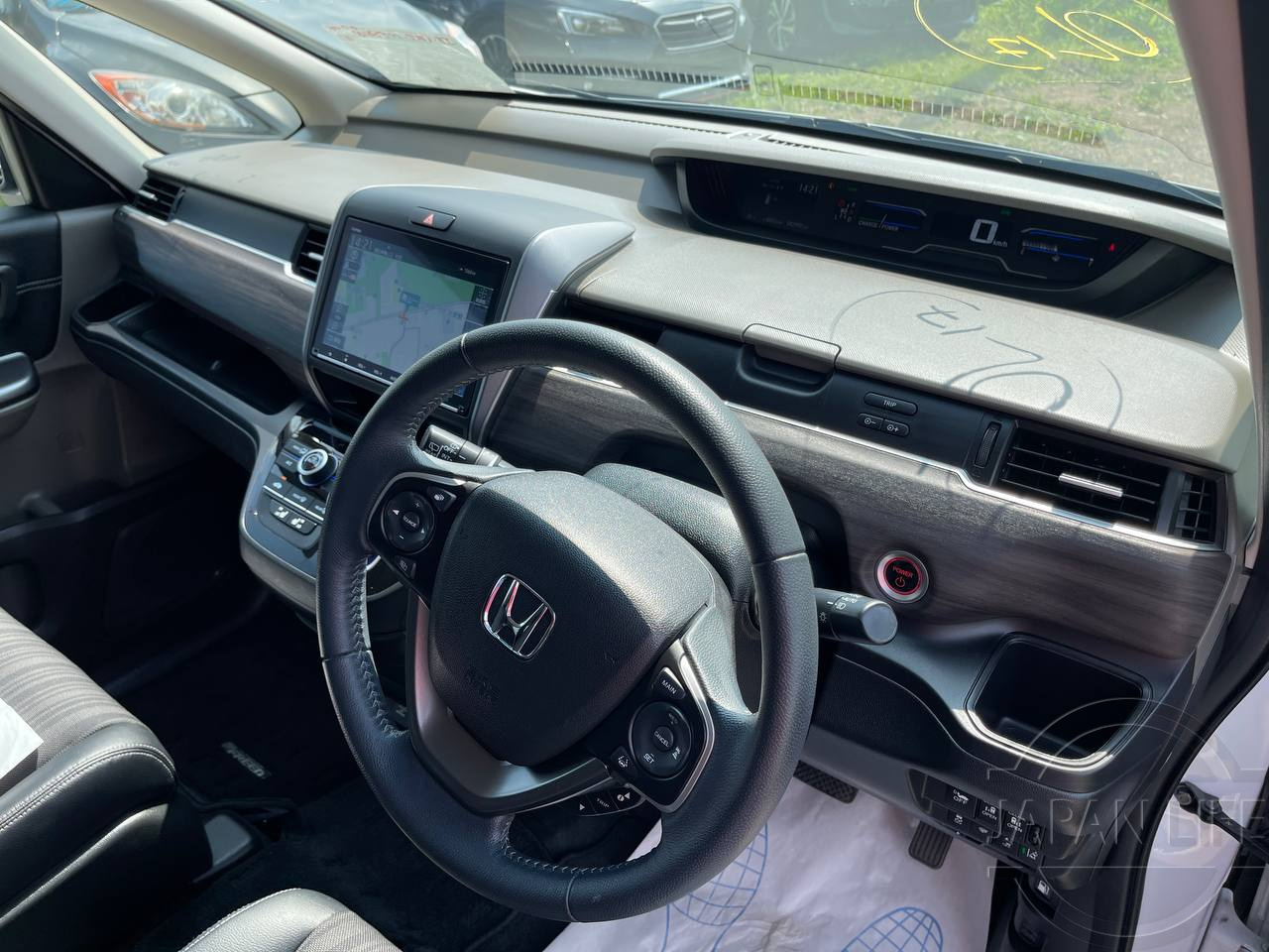 Фото Honda Freed - Japan Life 