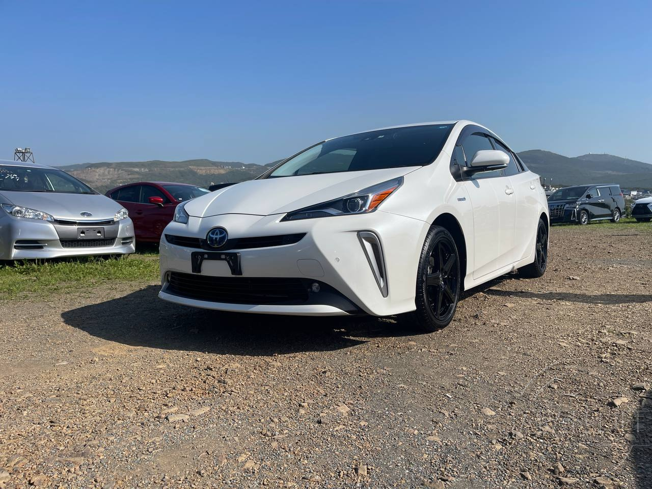 Фото Toyota Prius - Japan Life 