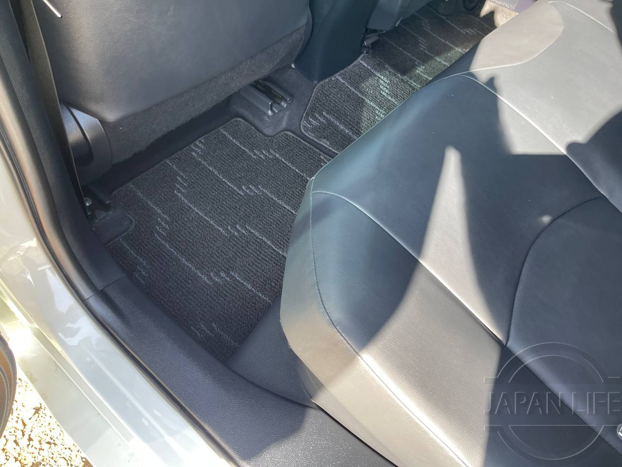 Фото Toyota Prius - Japan Life 