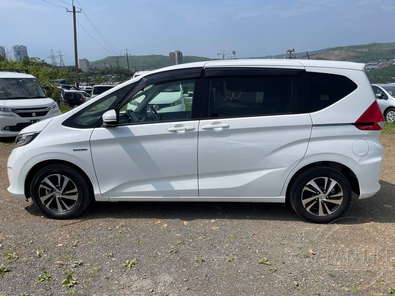 Фото Honda Freed - Japan Life 