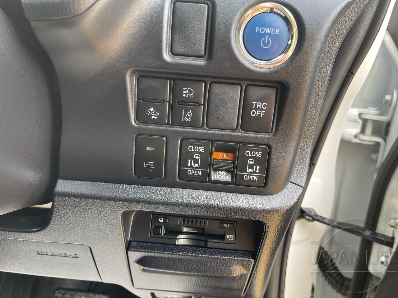 Фото Toyota Noah - Japan Life 