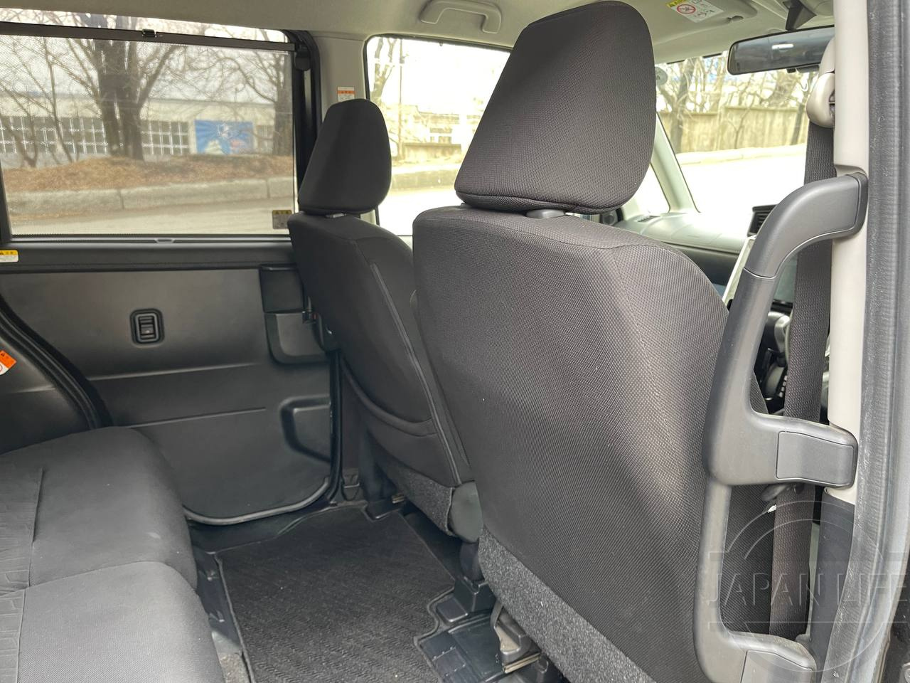 Фото Toyota Tank - Japan Life 