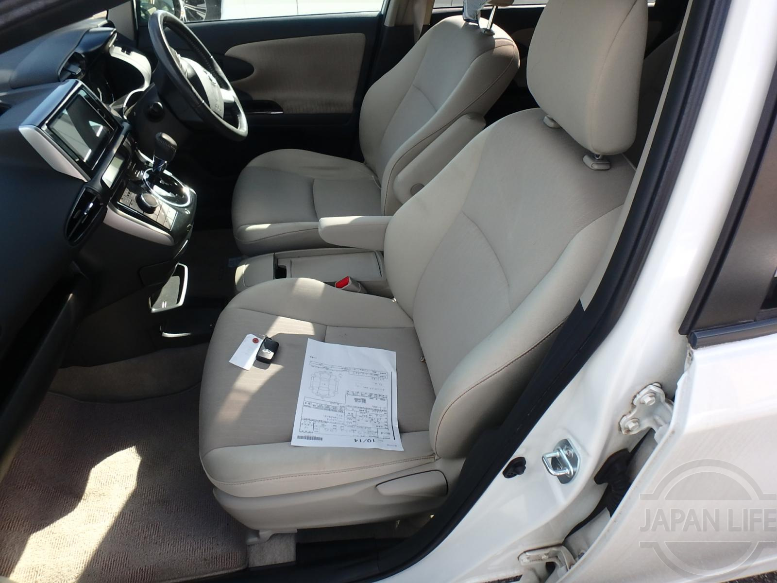 Фото Toyota Wish - Japan Life 