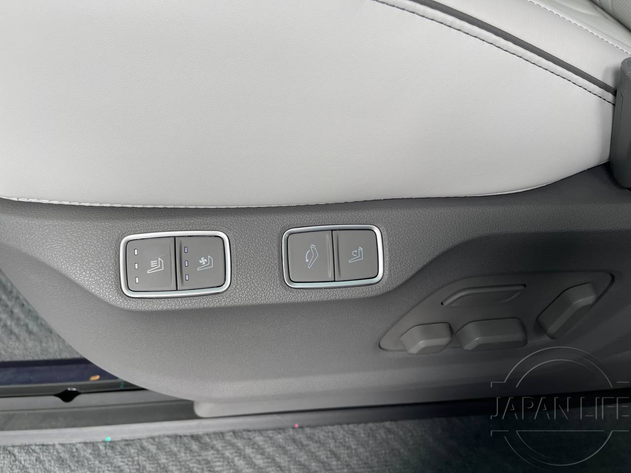 Фото Hyundai Staria - Japan Life 