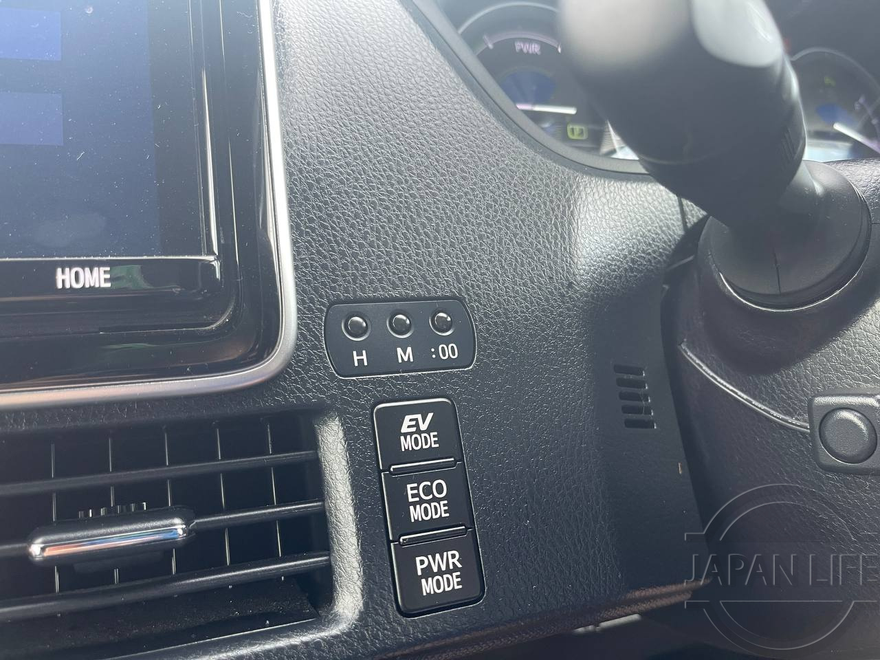 Фото Toyota Voxy - Japan Life 