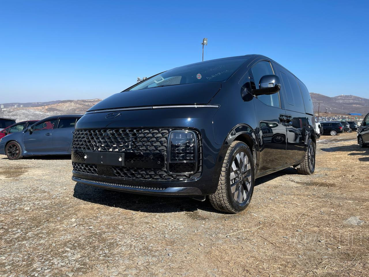 Фото Hyundai Staria - Japan Life 