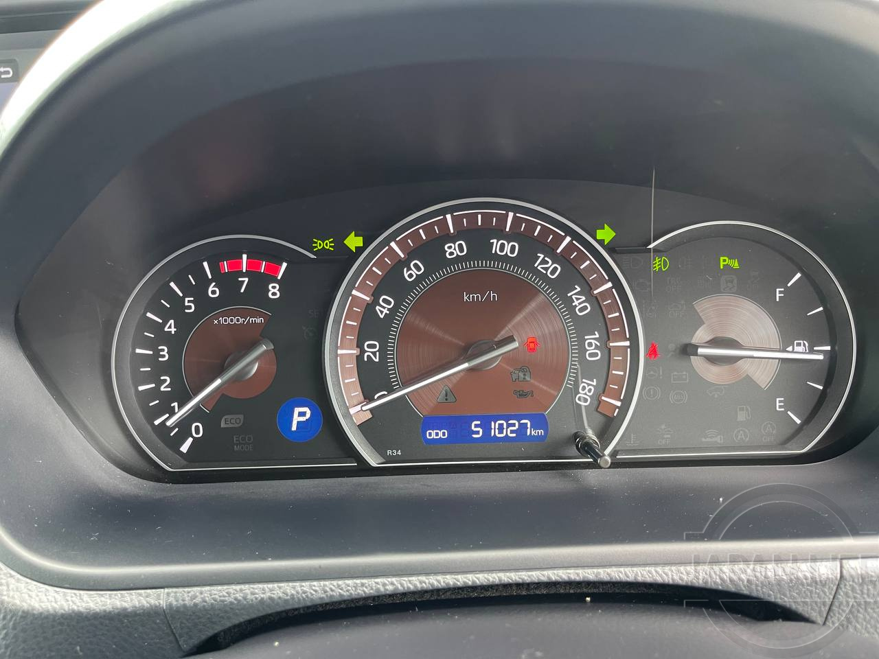 Фото Toyota Esquire - Japan Life 