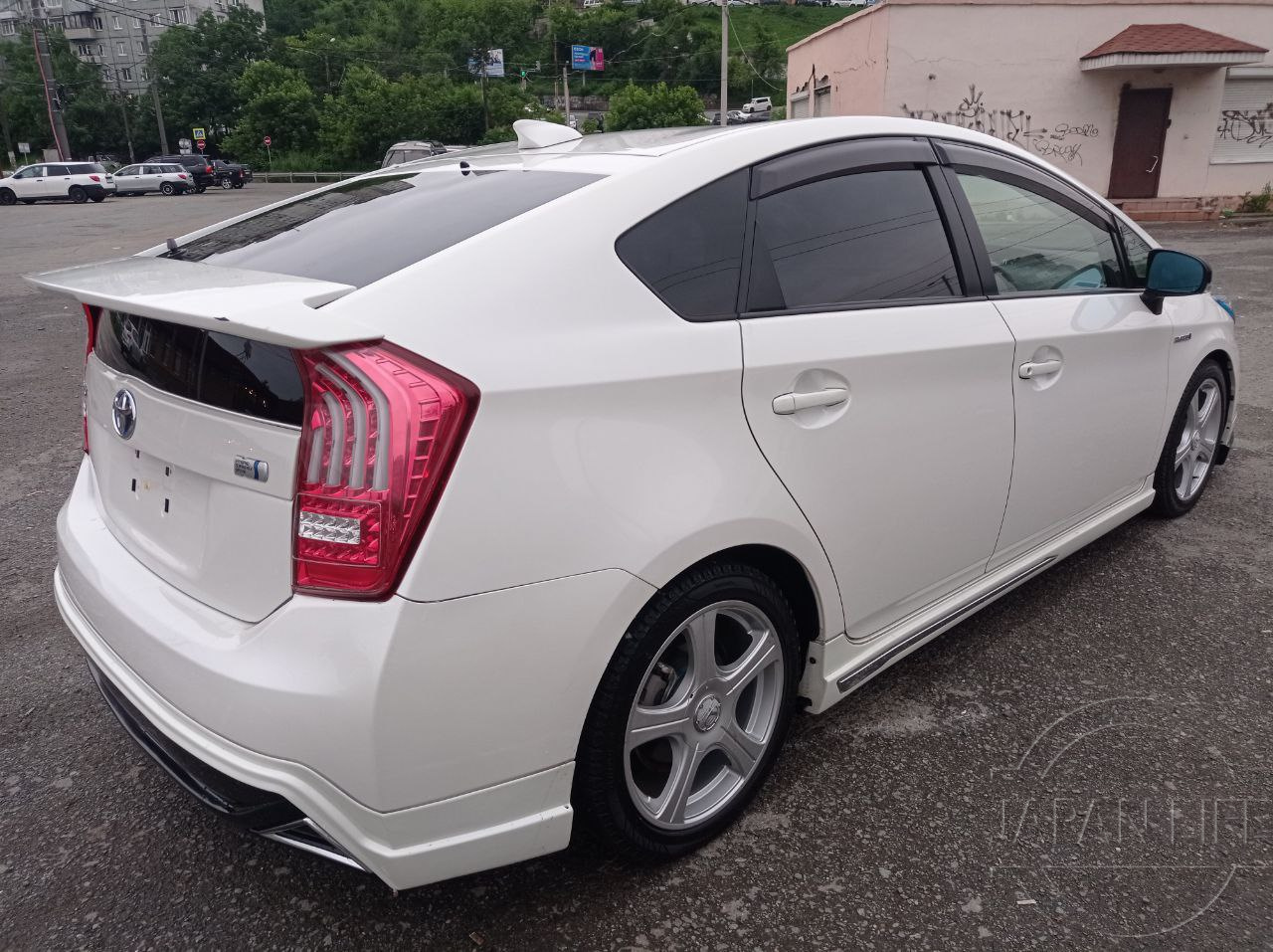 Фото Toyota Prius - Japan Life 