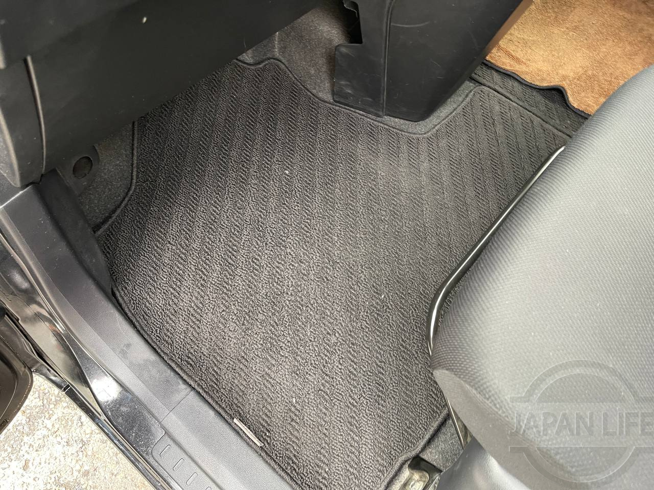 Фото Toyota Tank - Japan Life 