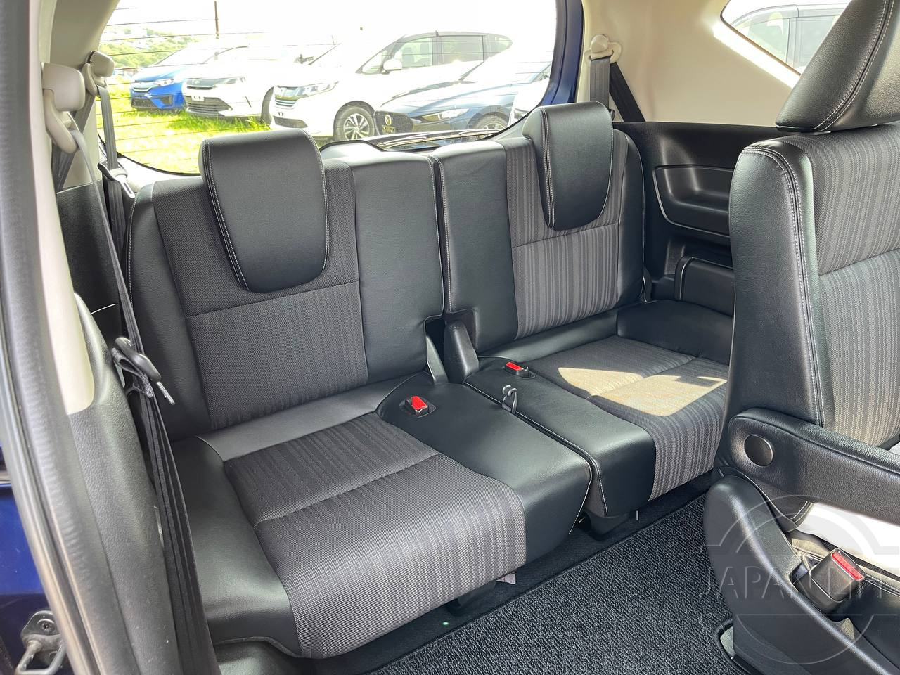 Фото Honda Freed - Japan Life 