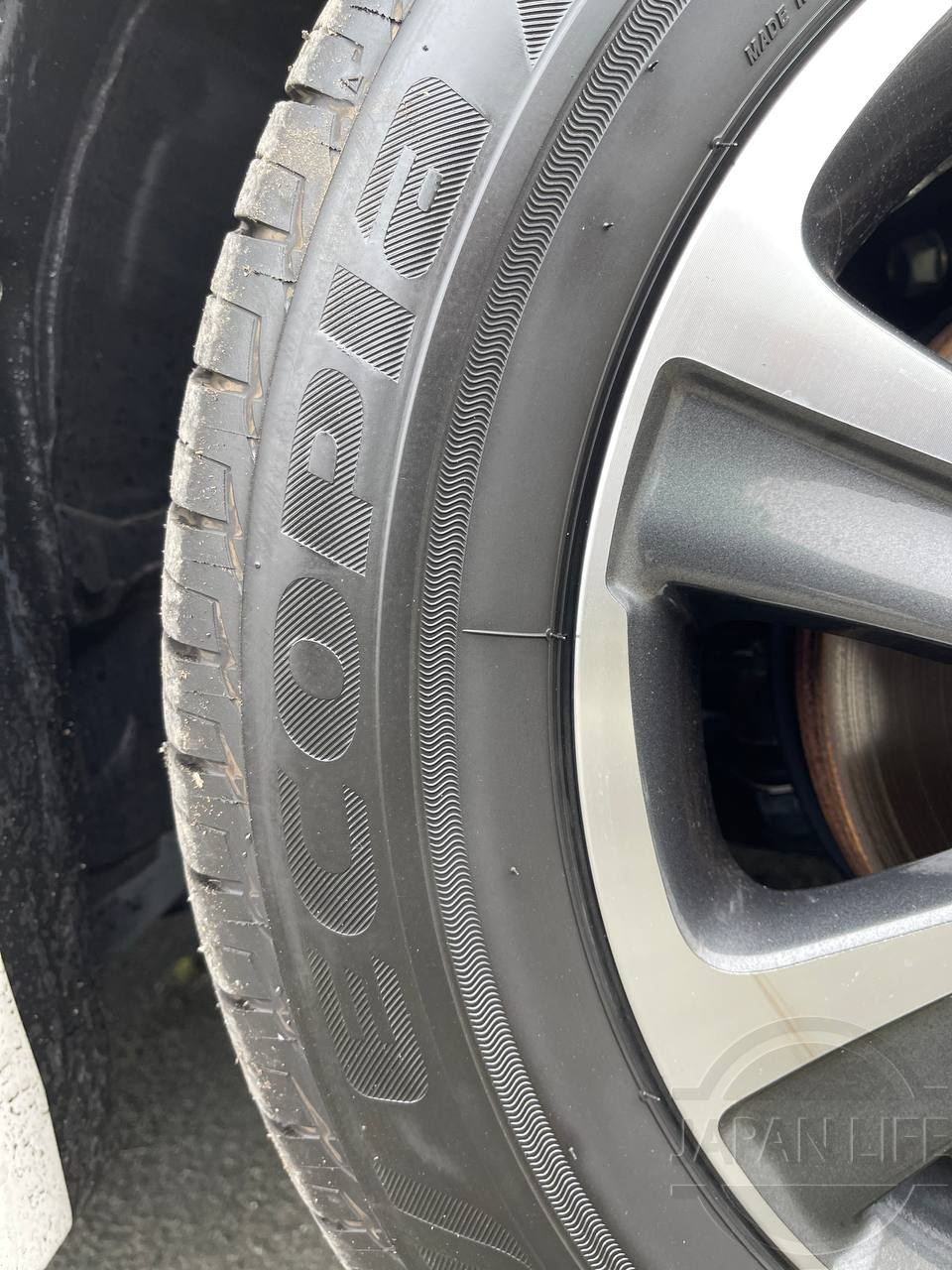 Фото Toyota Voxy - Japan Life 