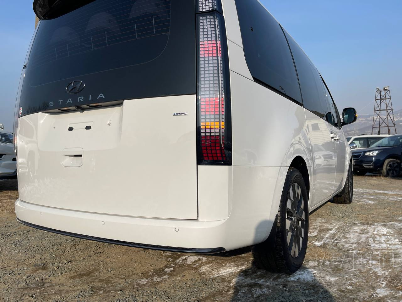 Фото Hyundai Staria - Japan Life 