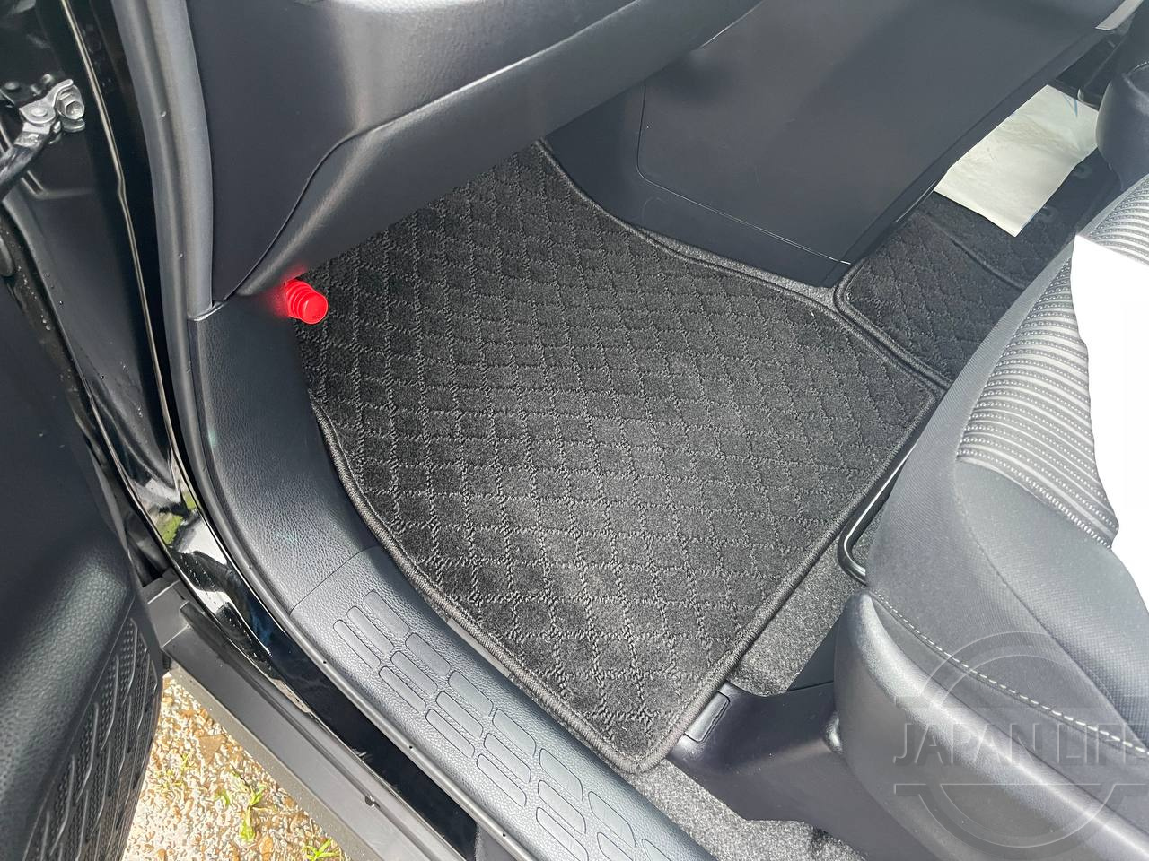 Фото Toyota Voxy - Japan Life 