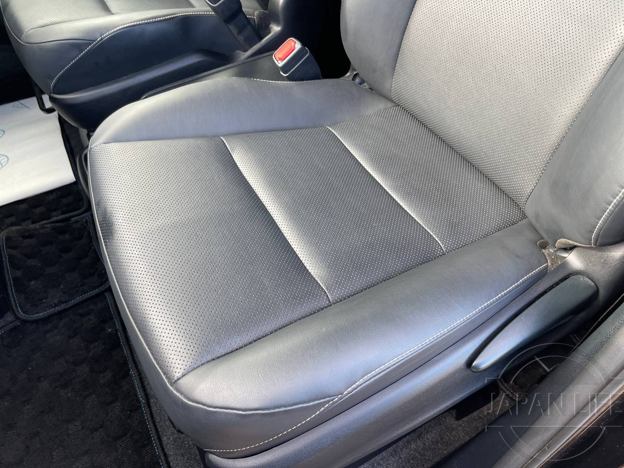 Фото Toyota Esquire - Japan Life 