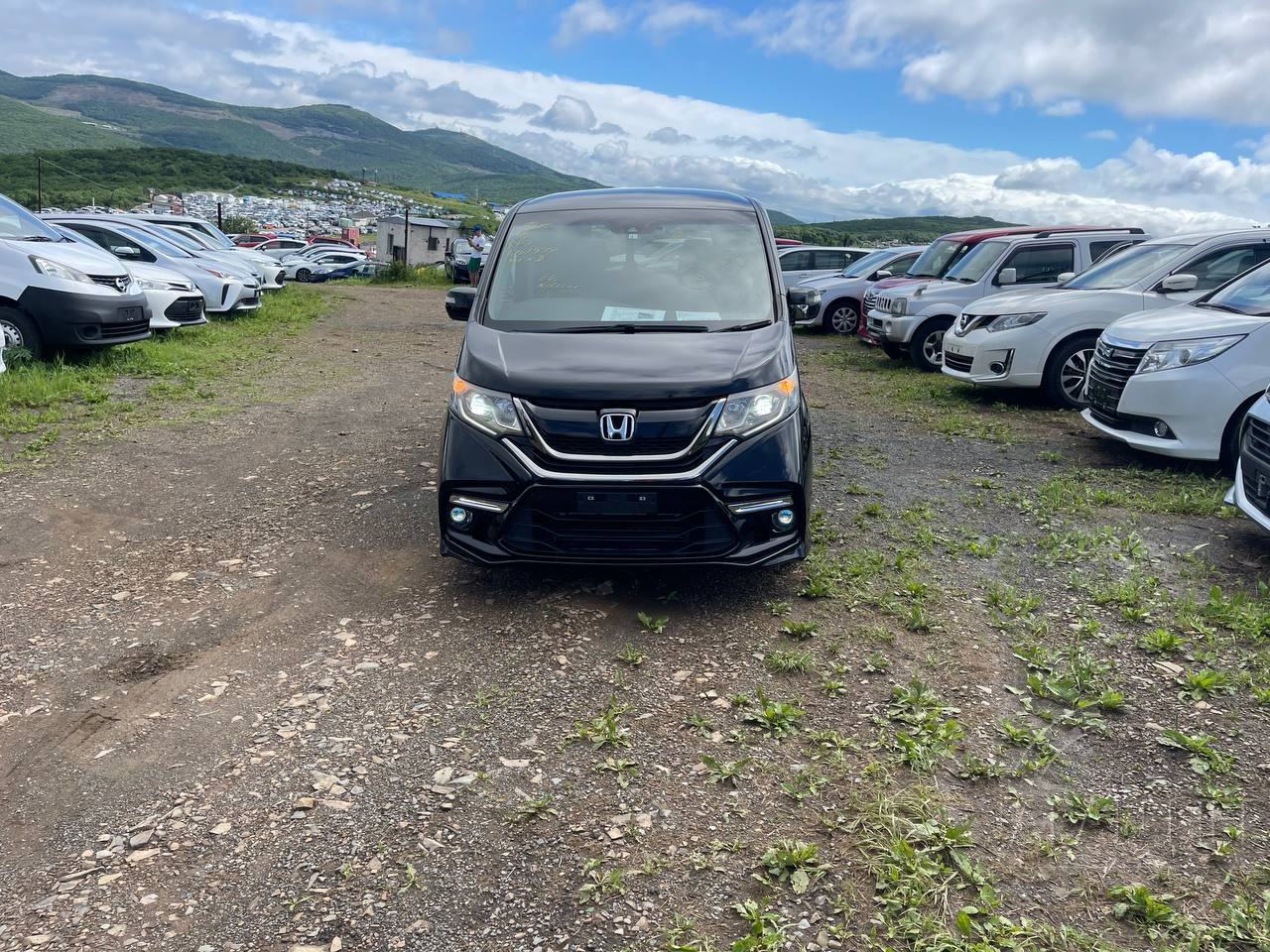 Фото Honda Stepwgn - Japan Life 