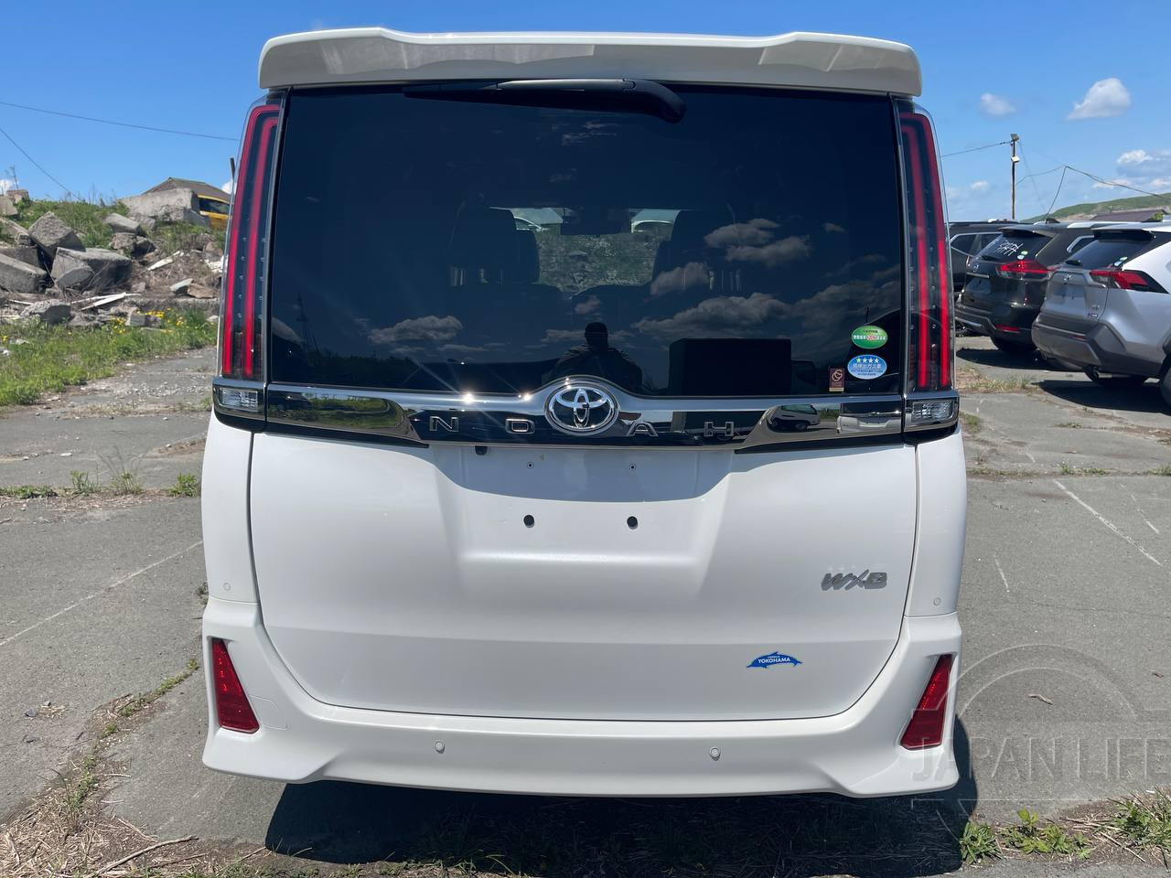 Фото Toyota Noah - Japan Life 