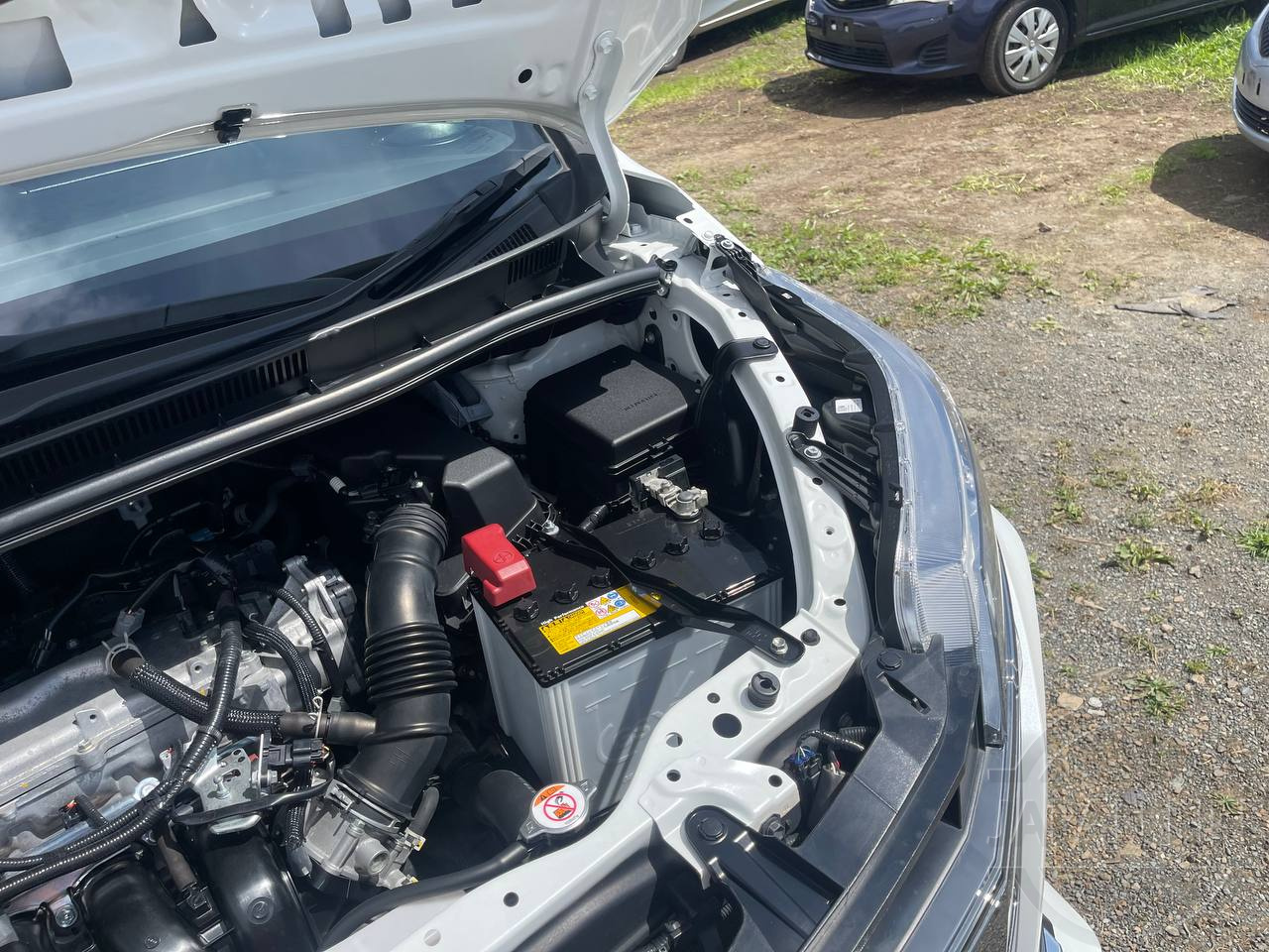 Фото Toyota Noah - Japan Life 