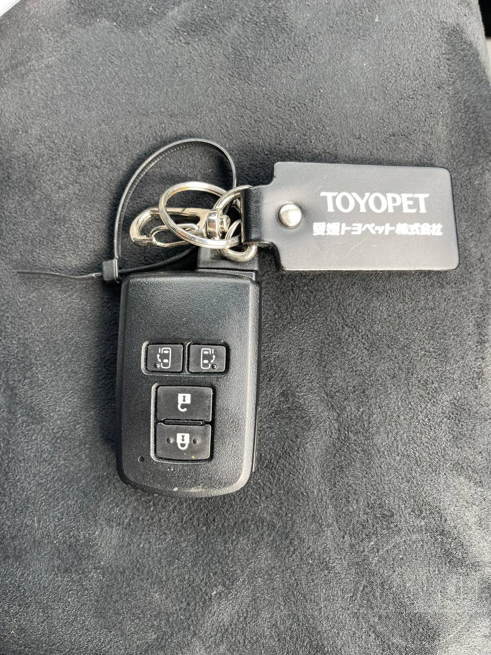 Фото Toyota Esquire - Japan Life 