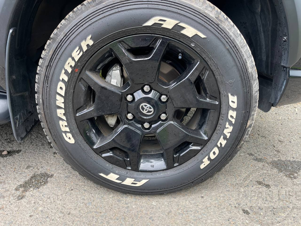 Фото Toyota Hilux - Japan Life 