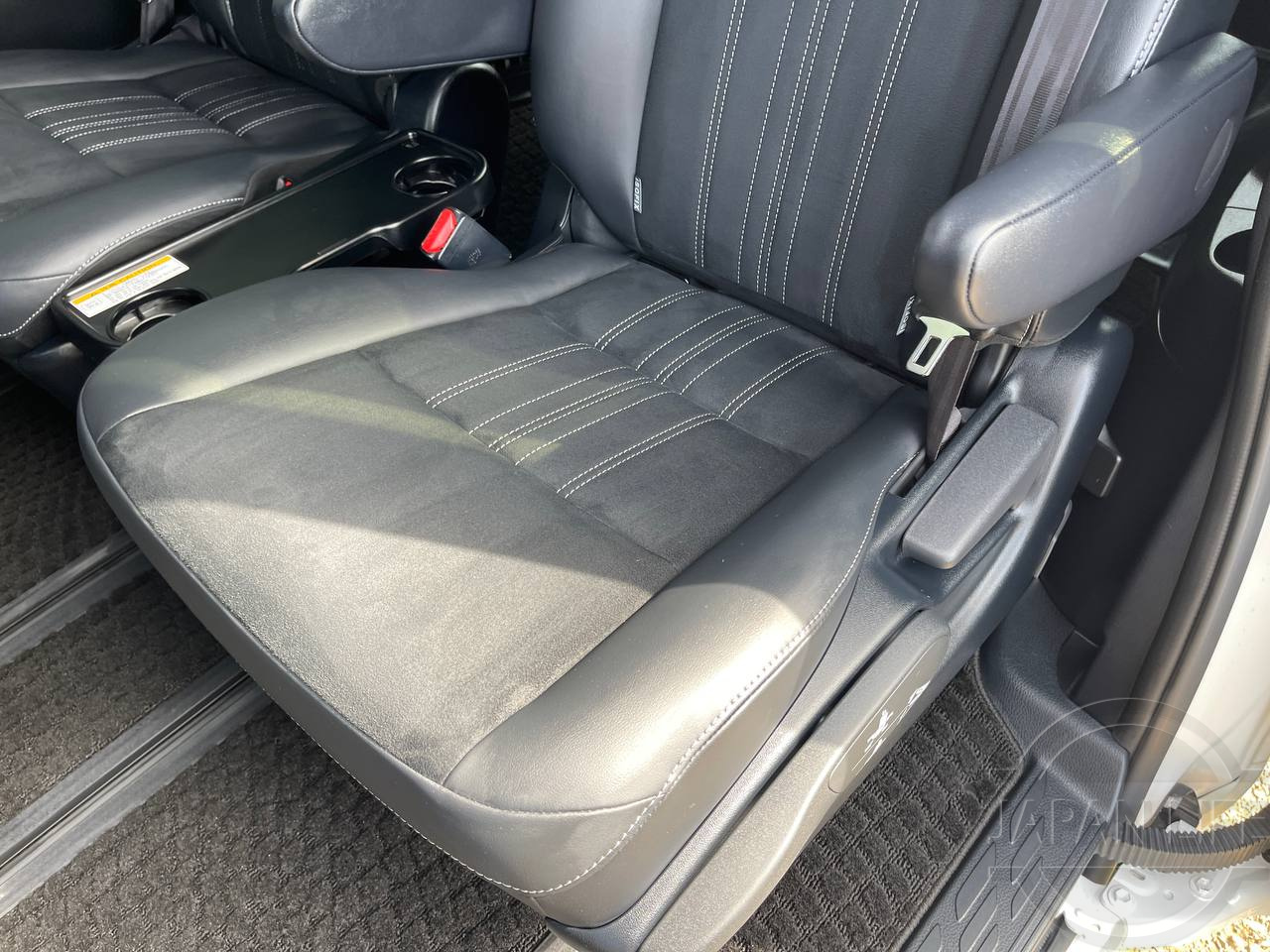 Фото Toyota Esquire - Japan Life 