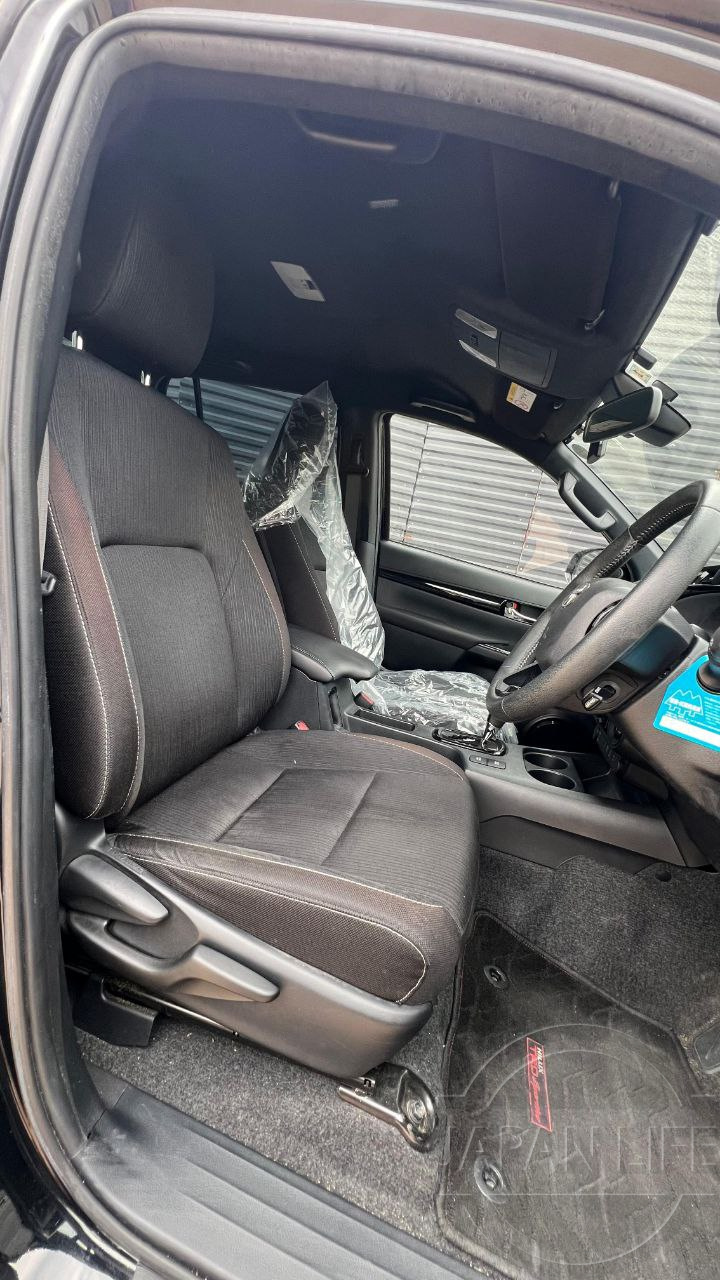 Фото Toyota Hilux - Japan Life 