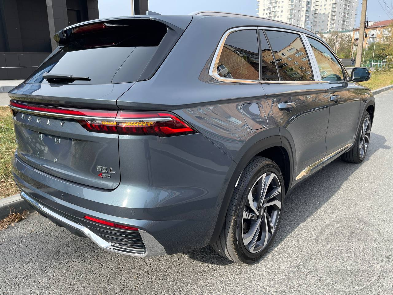 Фото Geely Monjaro - Japan Life 