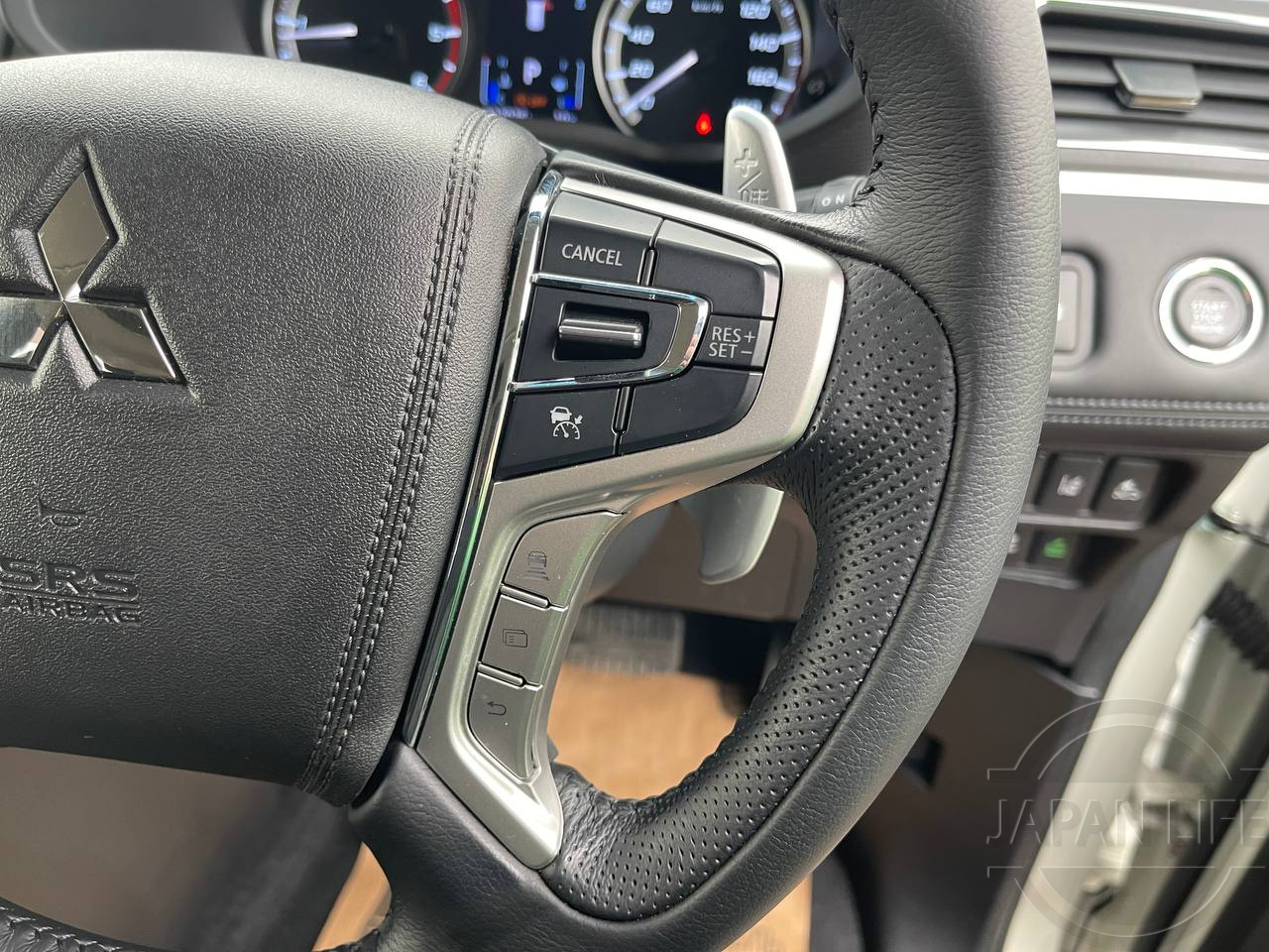 Фото Mitsubishi Delica D:5 - Japan Life 