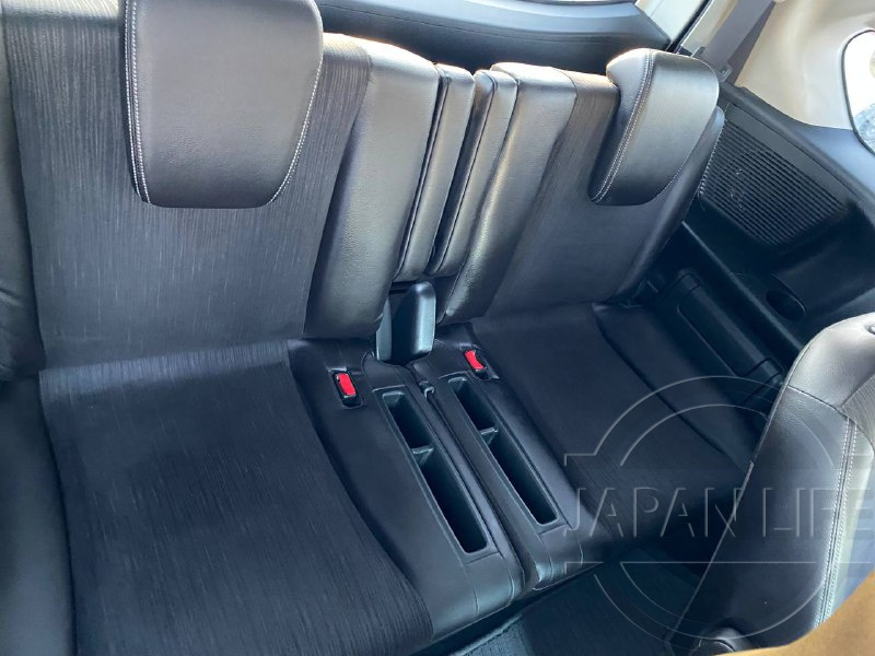 Фото Honda Freed - Japan Life 